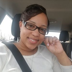 Meet your Posher, Stacia